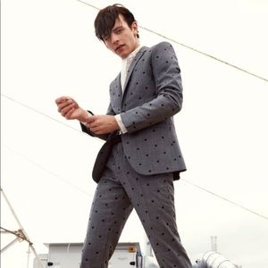 Meet your Posher, Julian